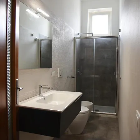 Apartment Katospedi House A *